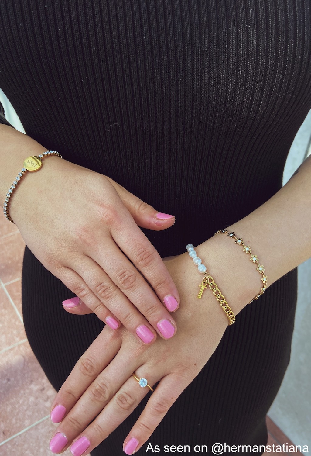 Vintage initial bracelet goldplated