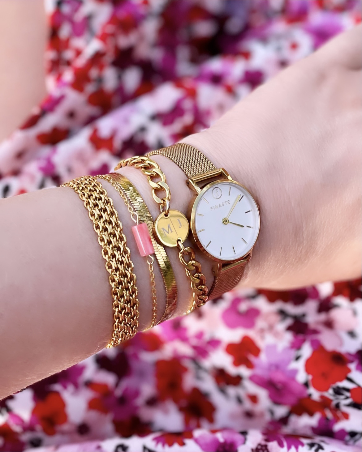 gouden armbanden met horloge