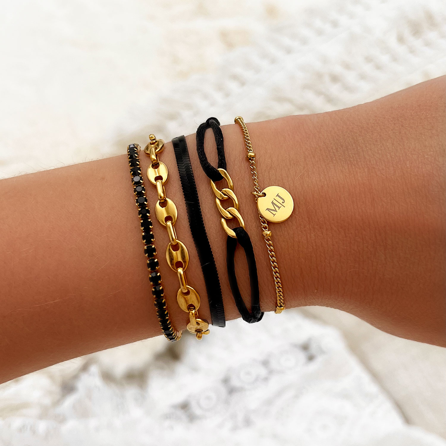 Armparty met goud en zwart