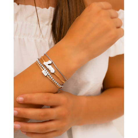 Initial cube armband nude 