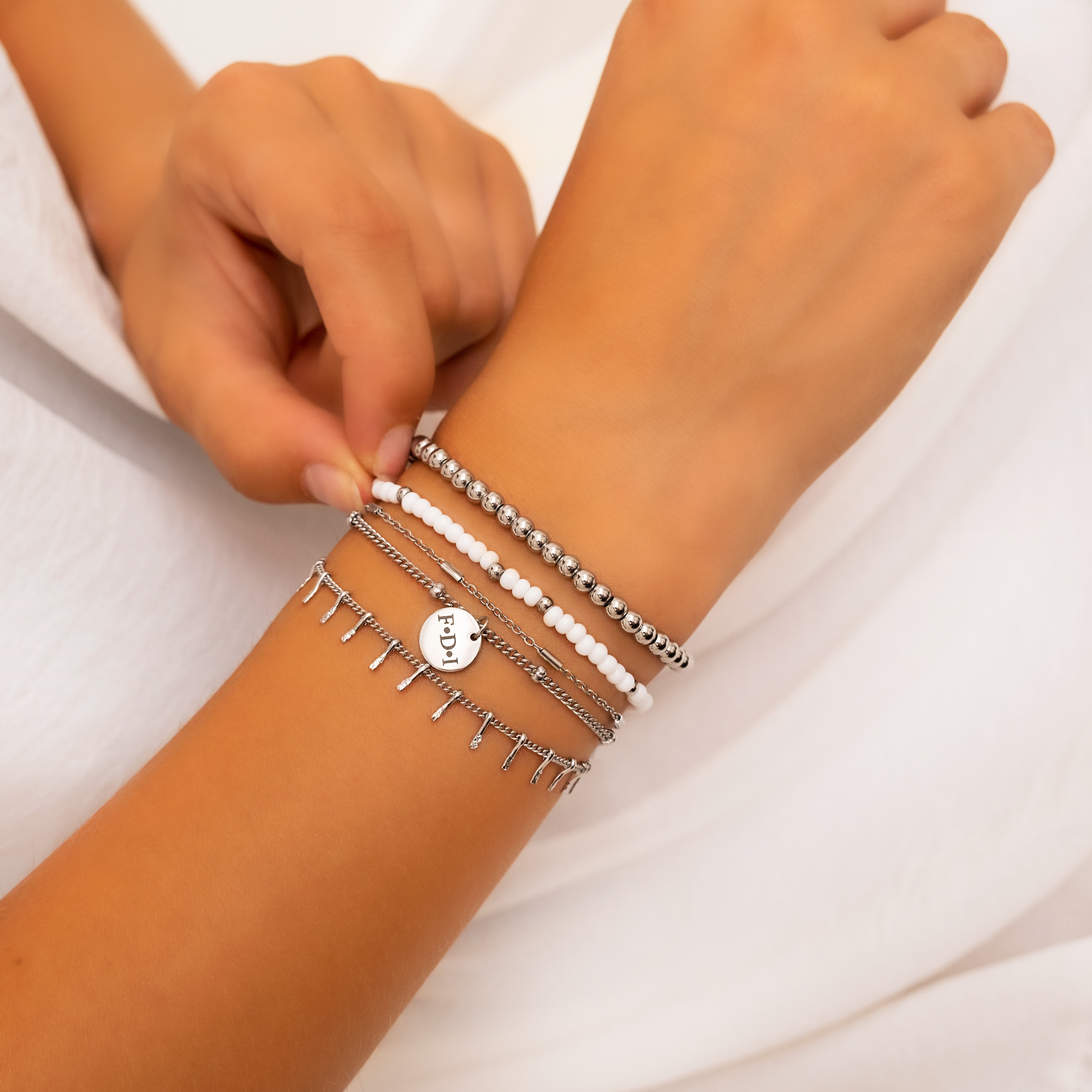 Zilver armbandje met graveerbaar muntje