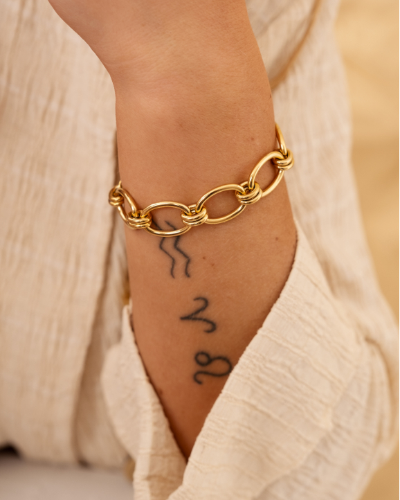 Gouden statement armband