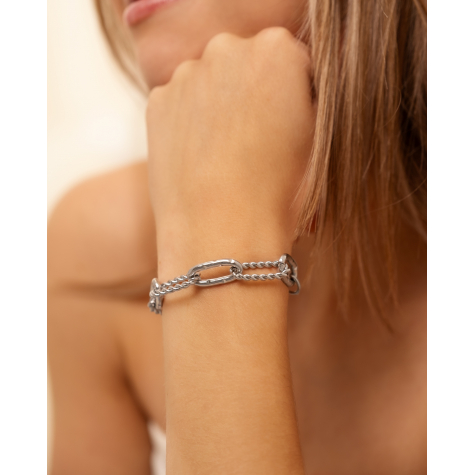Girlboss chain bracelet