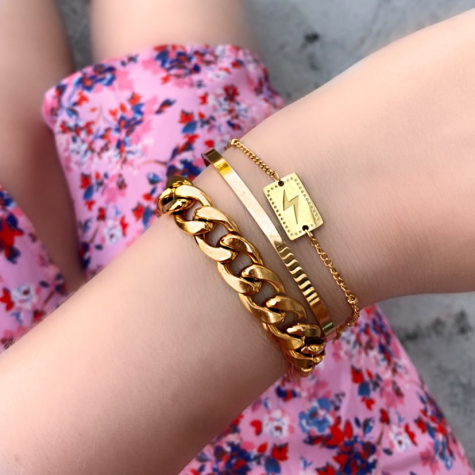 Armband met bedel bliksem goud kleurig