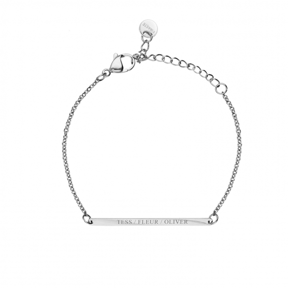 Graveerbare bar armband minimalistisch in de kleur zilver