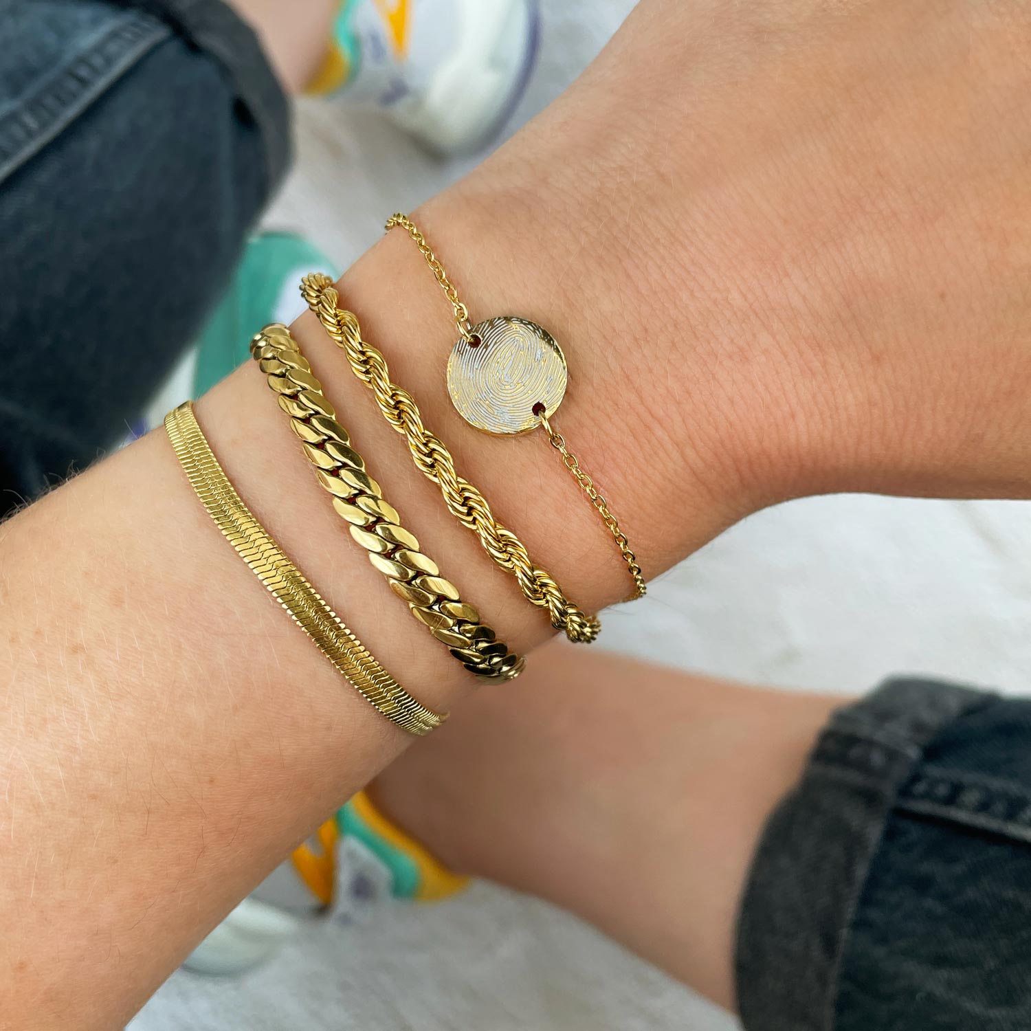 Armparty in het goud