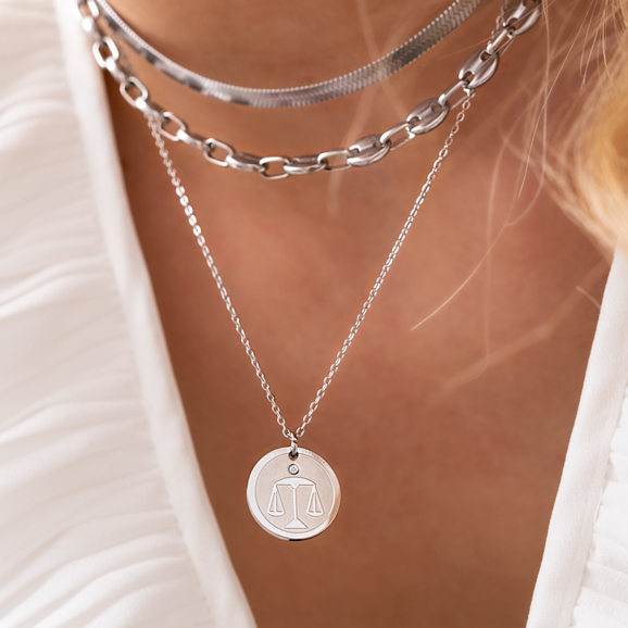 Zilveren necklace layer met sterrenbeeld ketting