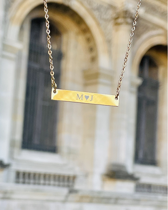 Gouden bar ketting met initialen en hartje