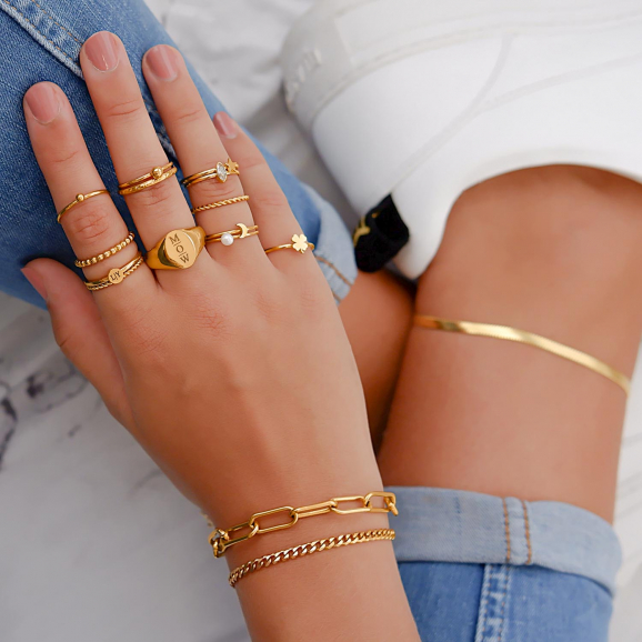 Goudkleurige ringen voor een mooie look om te kopen