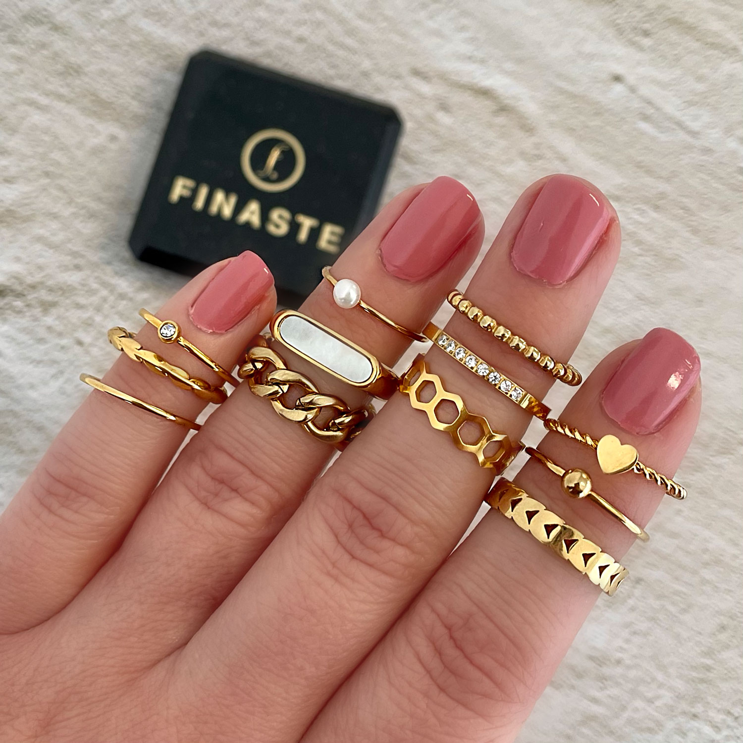 Chunky musthave ring kleur goud