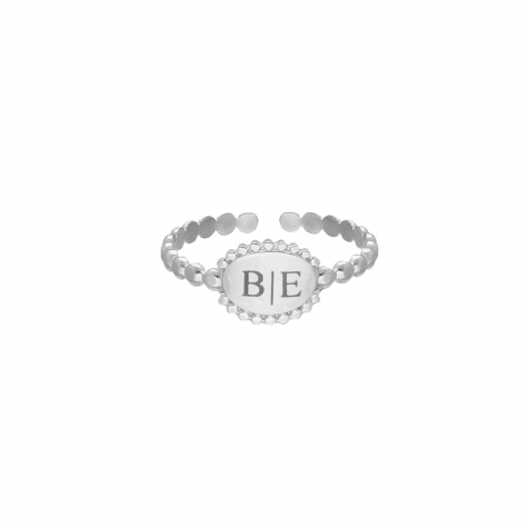 Zilveren ring met initialen