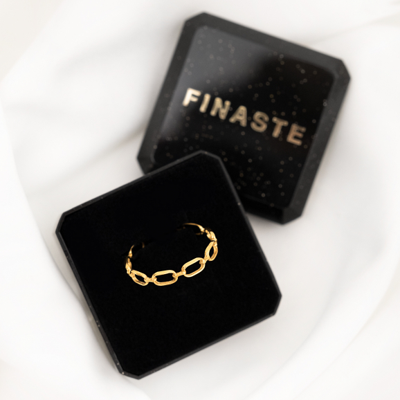Gouden minimalistische chain ring in doosje