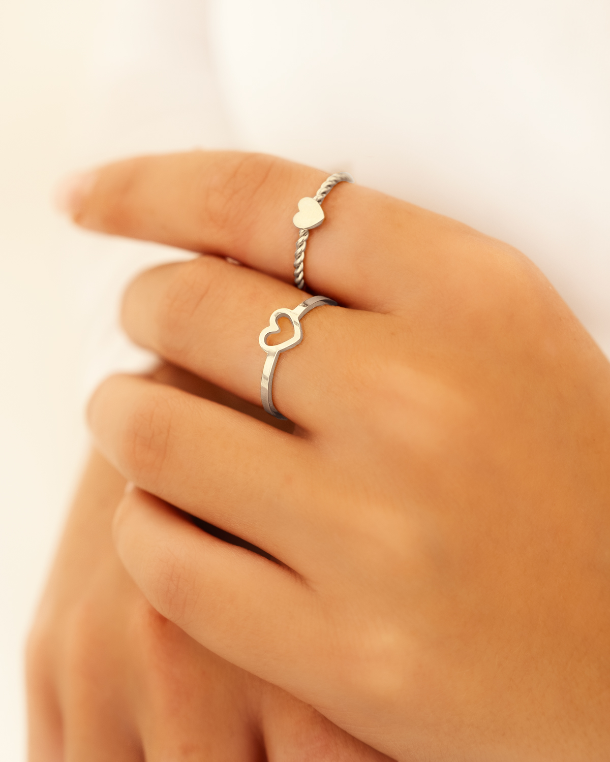 Mini open heart ring