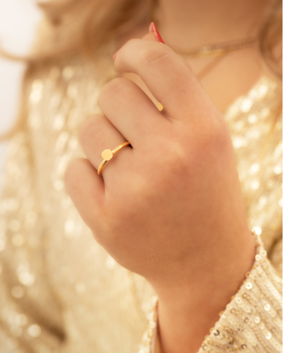 Gouden ring met mini hexagon