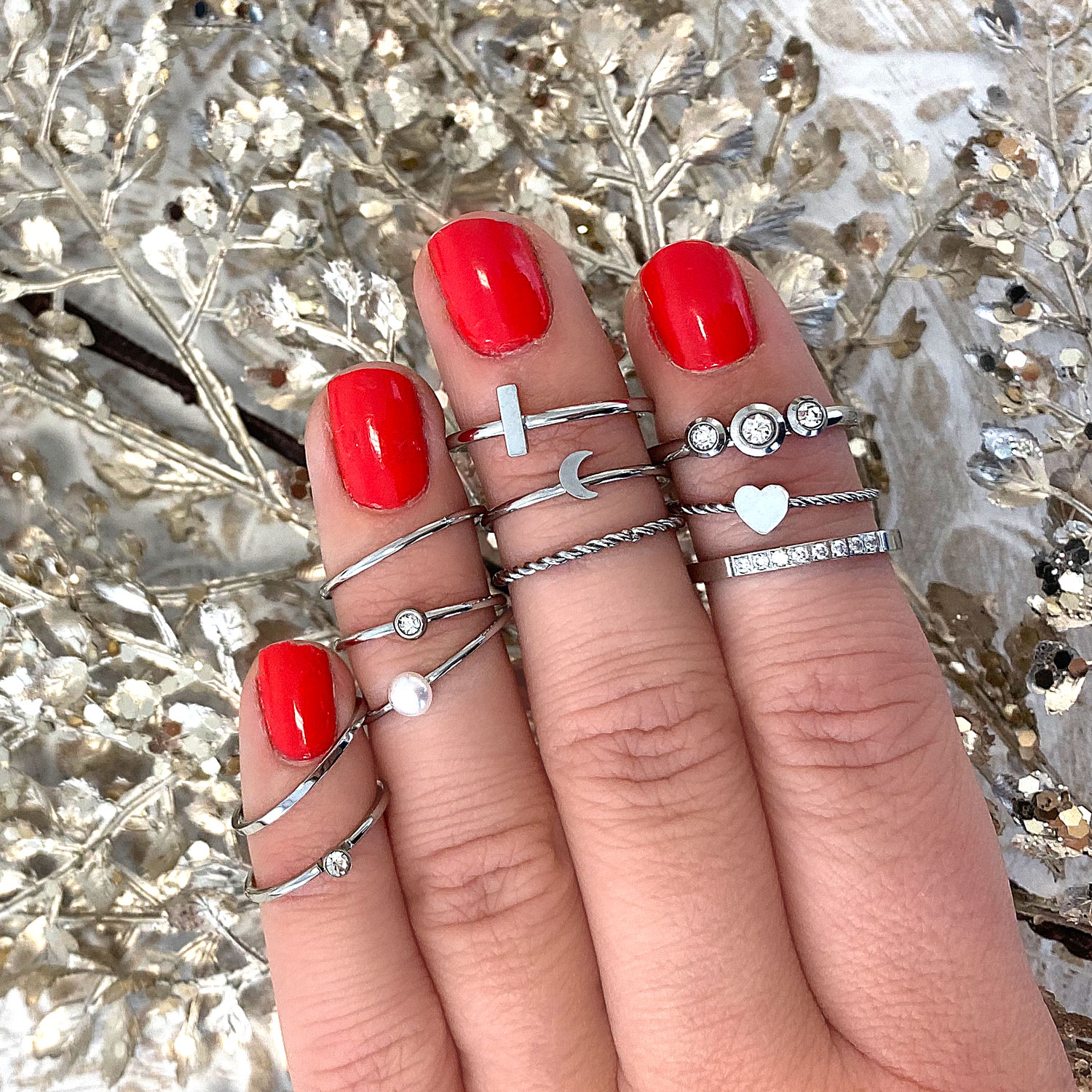 Leuke ringen met pareltje voor om de hand voor een complete look