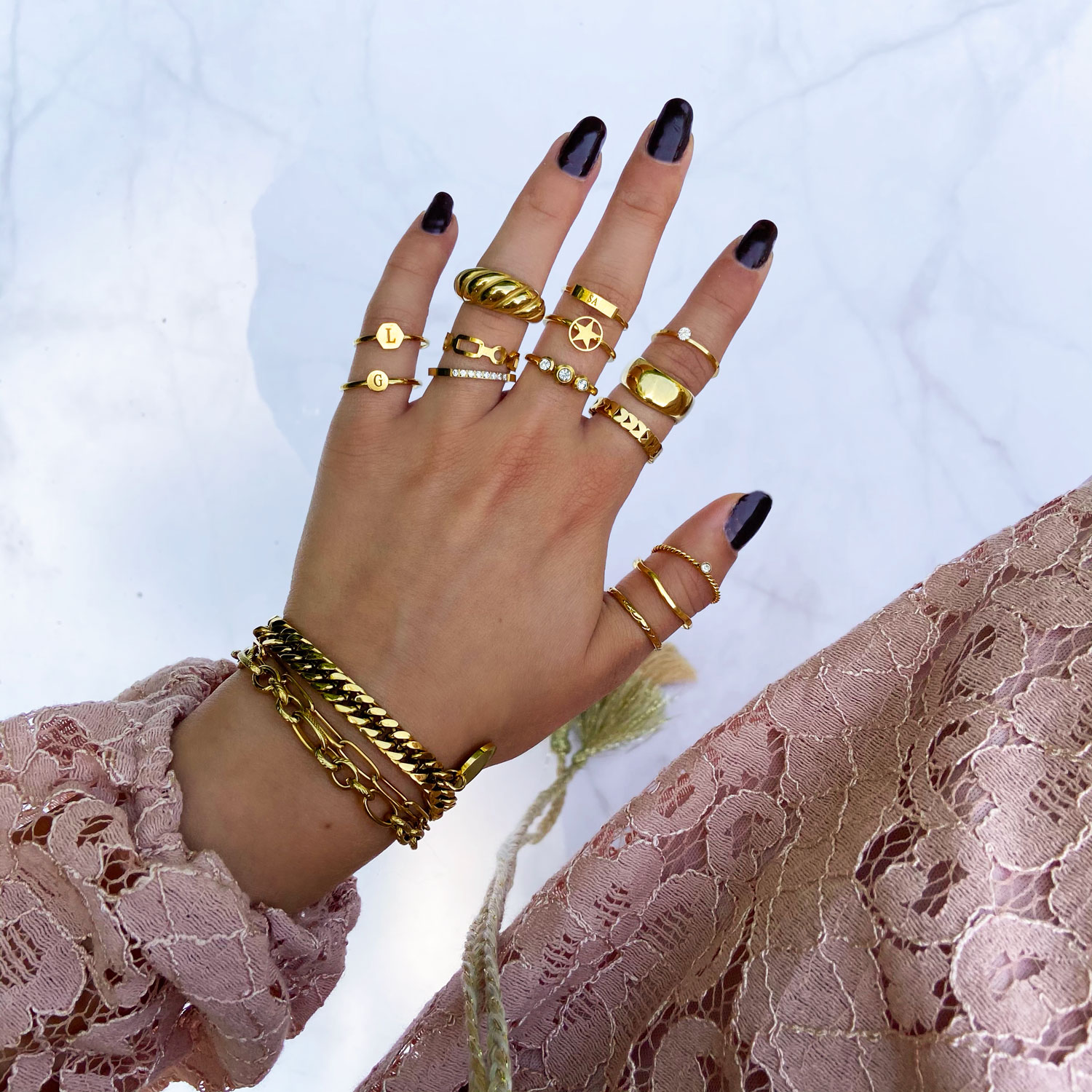 Shop de allerleukste ringen bij ons