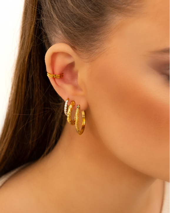 Shiny oorringetjes 10 mm goudkleurig