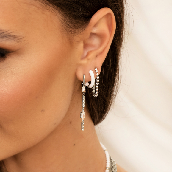 Exclusive glam earrings