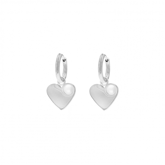 Heart & pearl earrings
