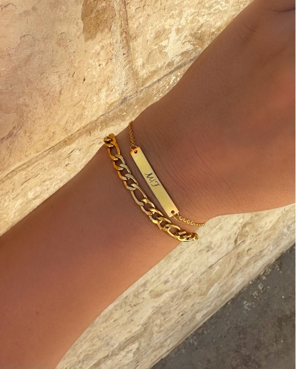 Armbanden set met naam kleur goud