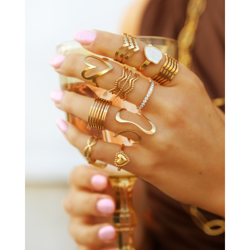 Triple bolletjes ring goudkleurig