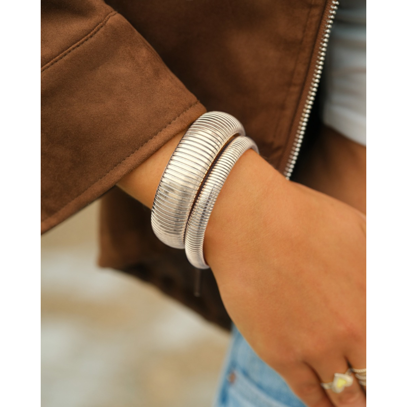 Statement bangle met stretch