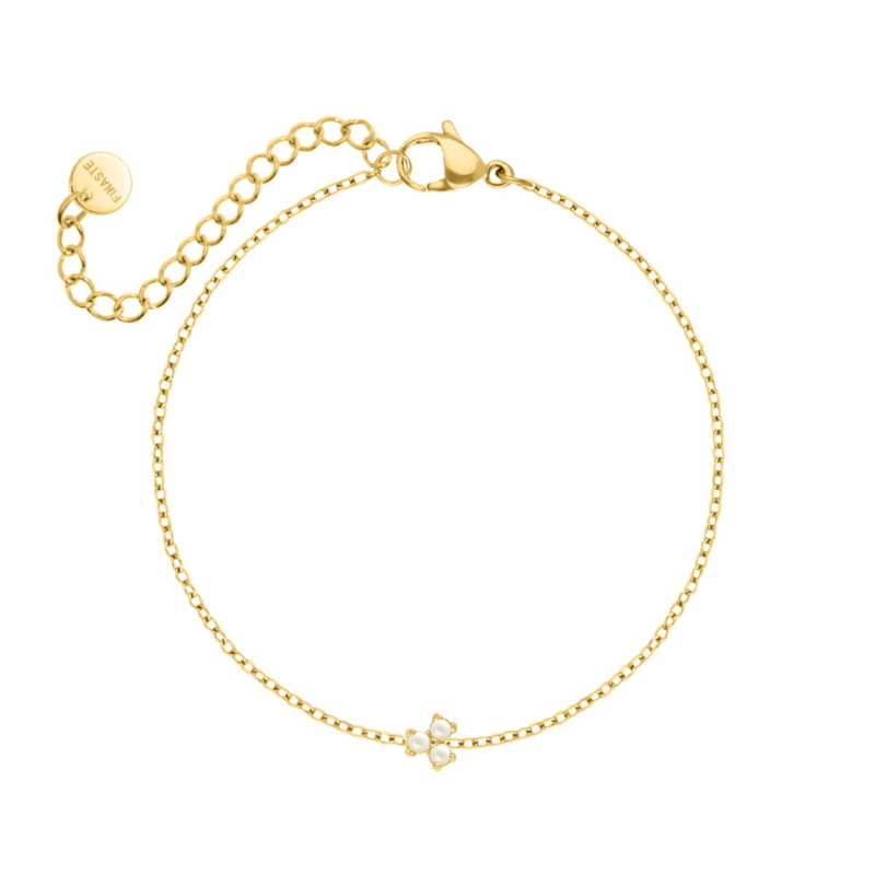 Armband triple pearl goudkleurig