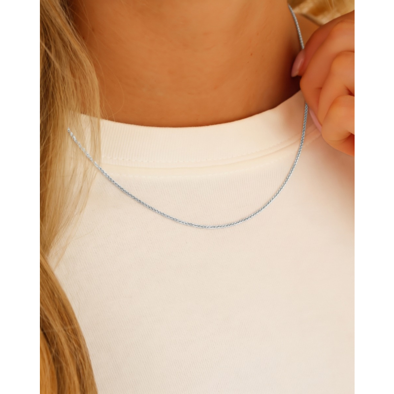 Minimalistische ketting twist