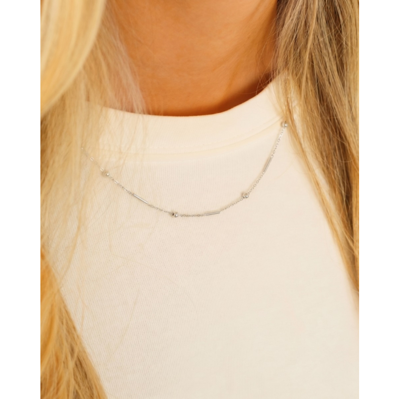 Ketting met subtiele bolletjes & tubes 