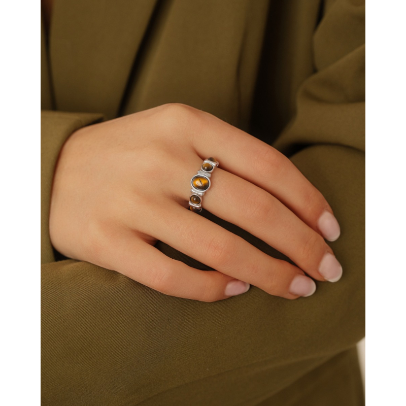 Ring bruine stenen