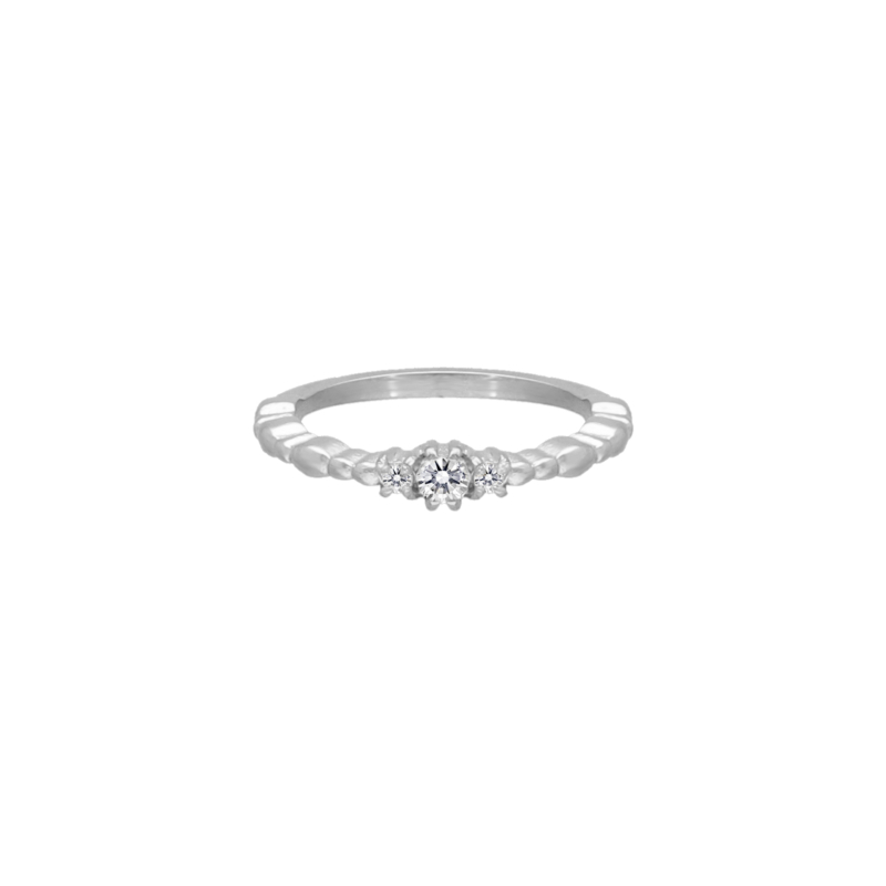 Glamorous ring