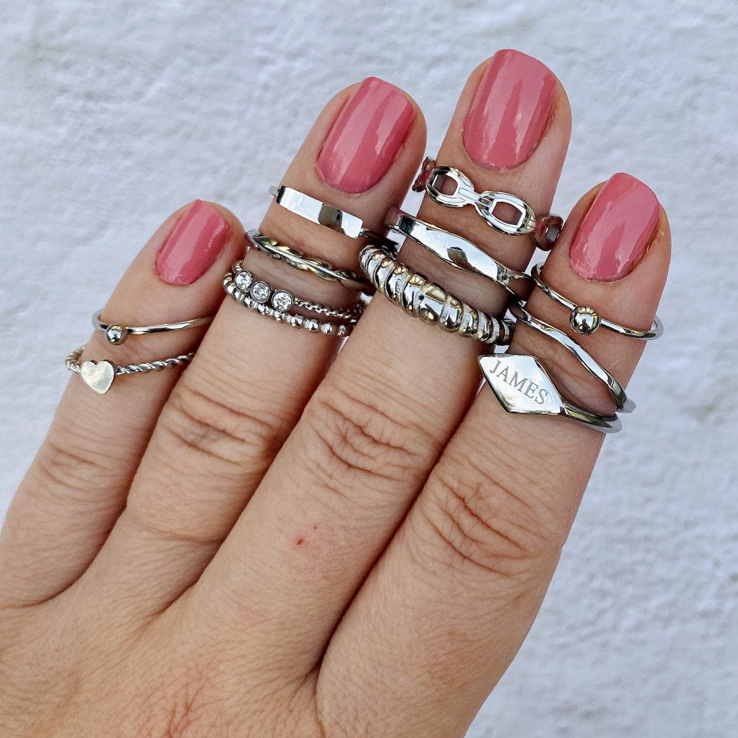 Mooie set met ringen om de hand voor een leuke look