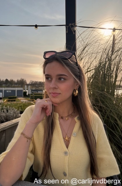 influencer met statement hoops van Finaste