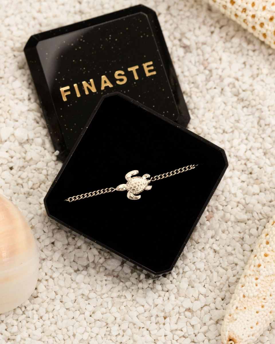 Armband met schildpad