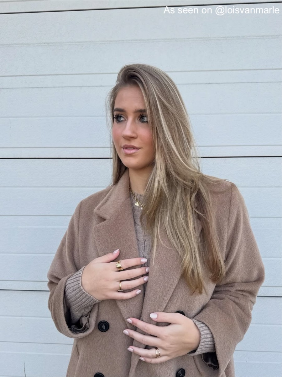 Zigzag ring goudkleuring bij influencer