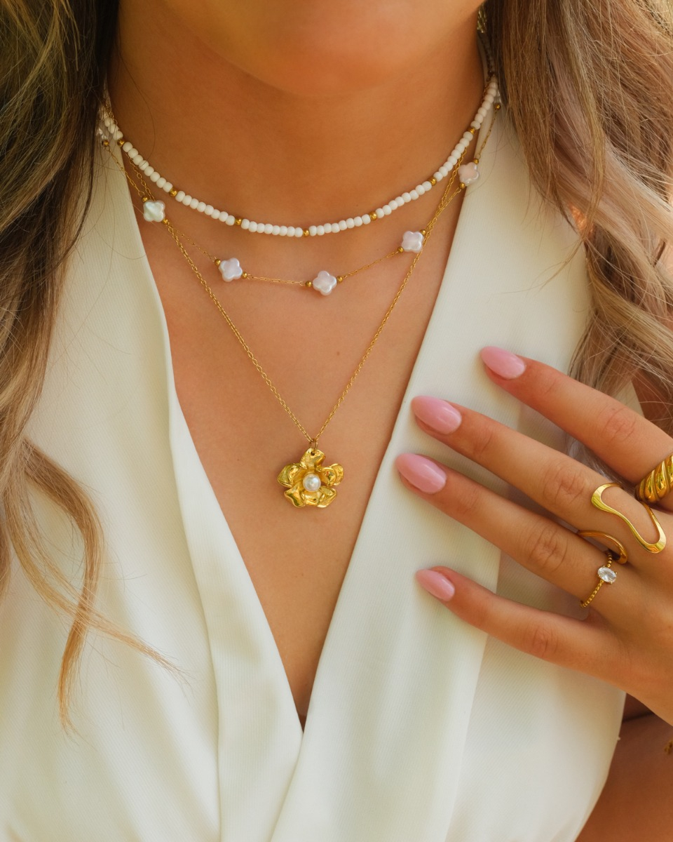 gouden necklace layer