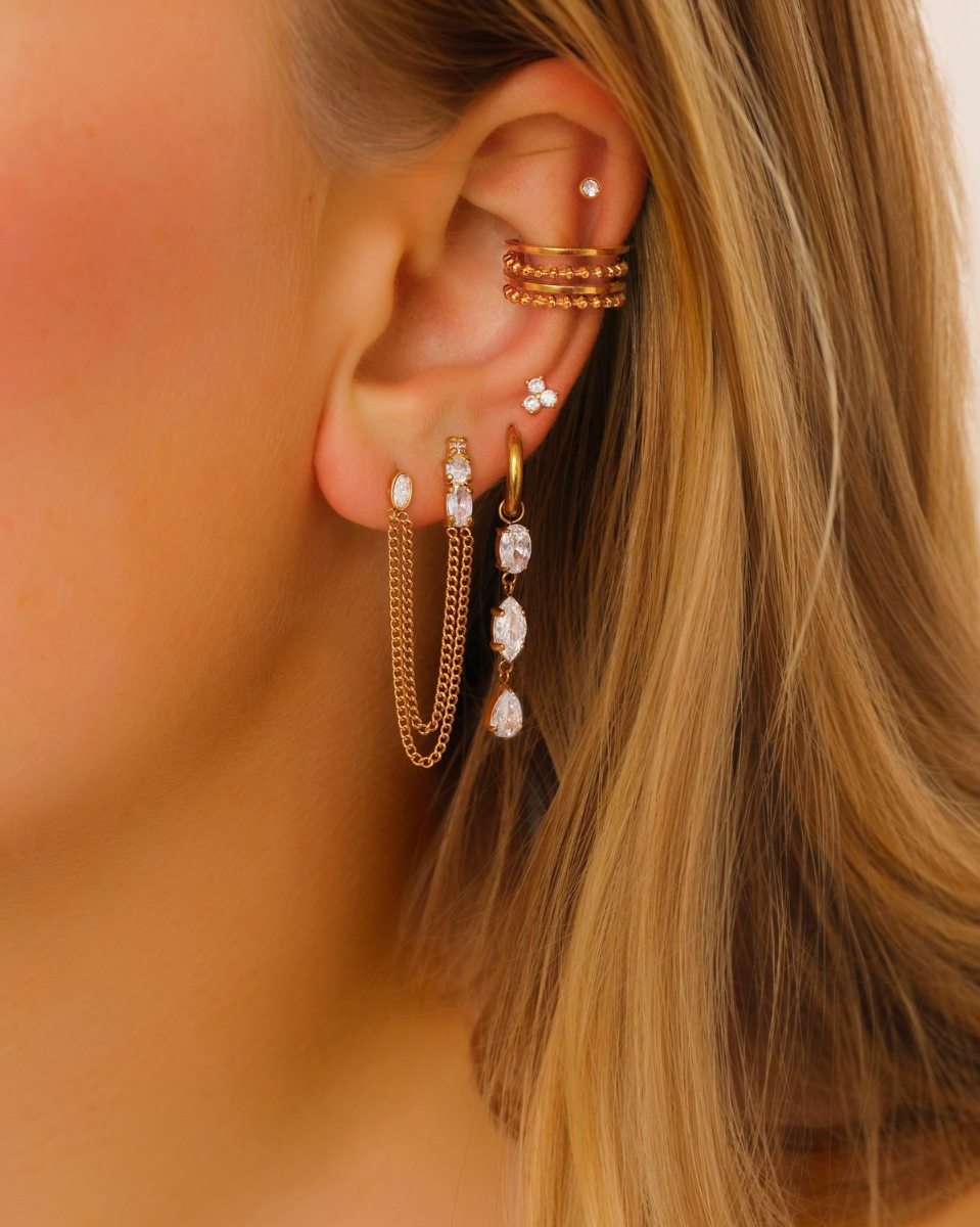 gouden oorbellen combinatie