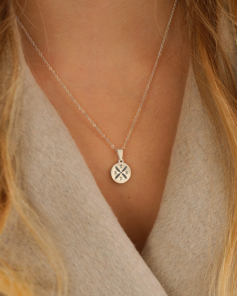 zilveren ketting 4 initialen met granen