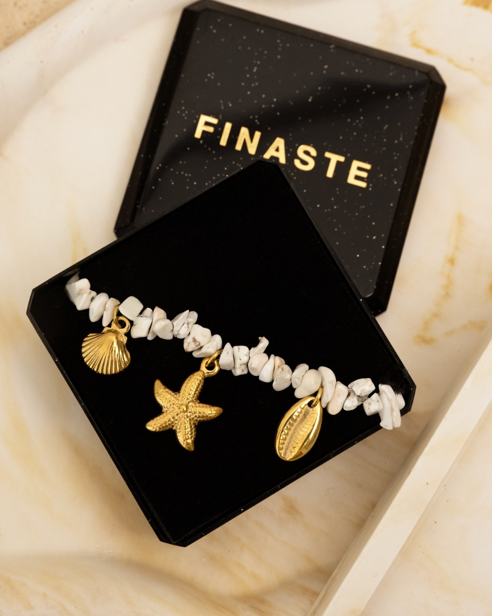 Bedelarmband in doosje