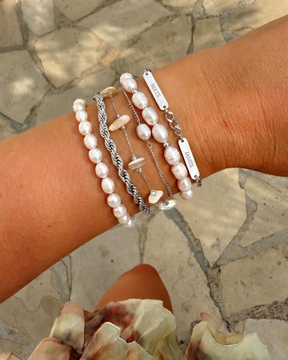Zilveren parel armparty