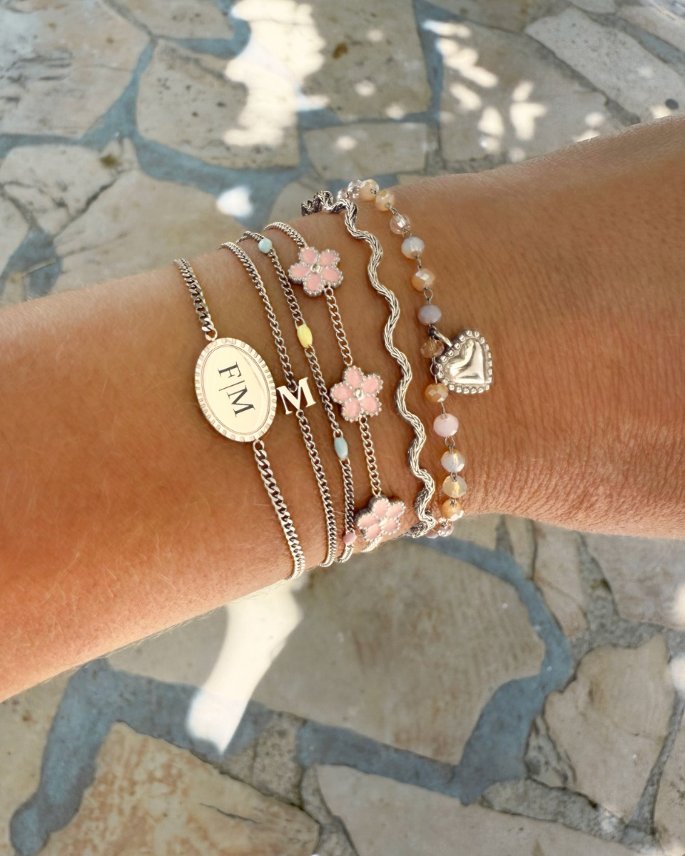 zilveren armbandjes met kleurtjes