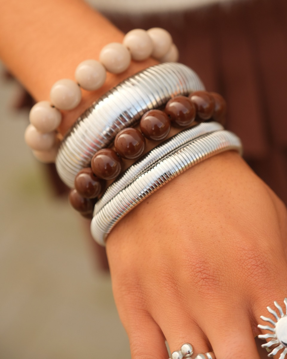 Zilveren bangle en kralen armparty