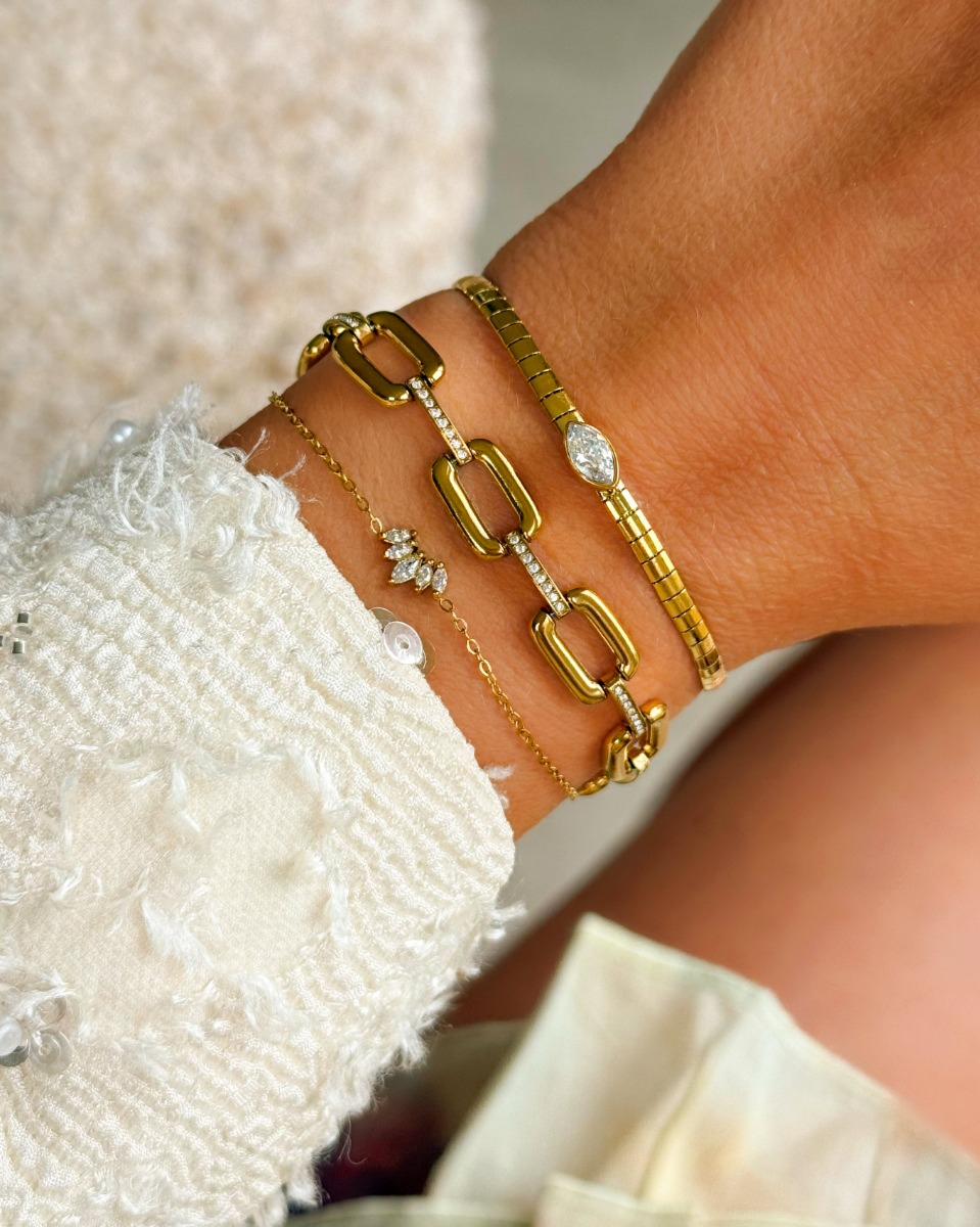 Armbanden mix goud en steentjes