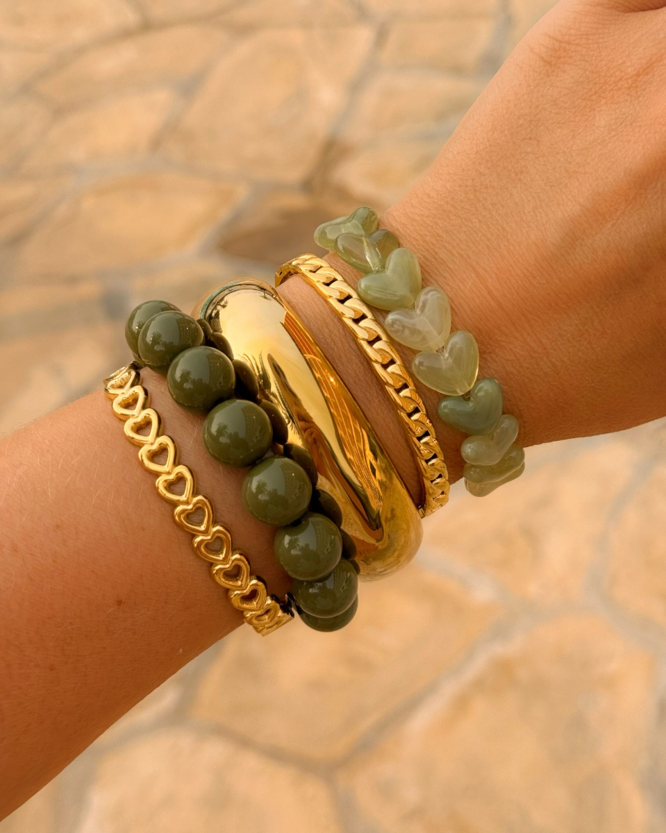 Gouden bangle met hartjes in armpary