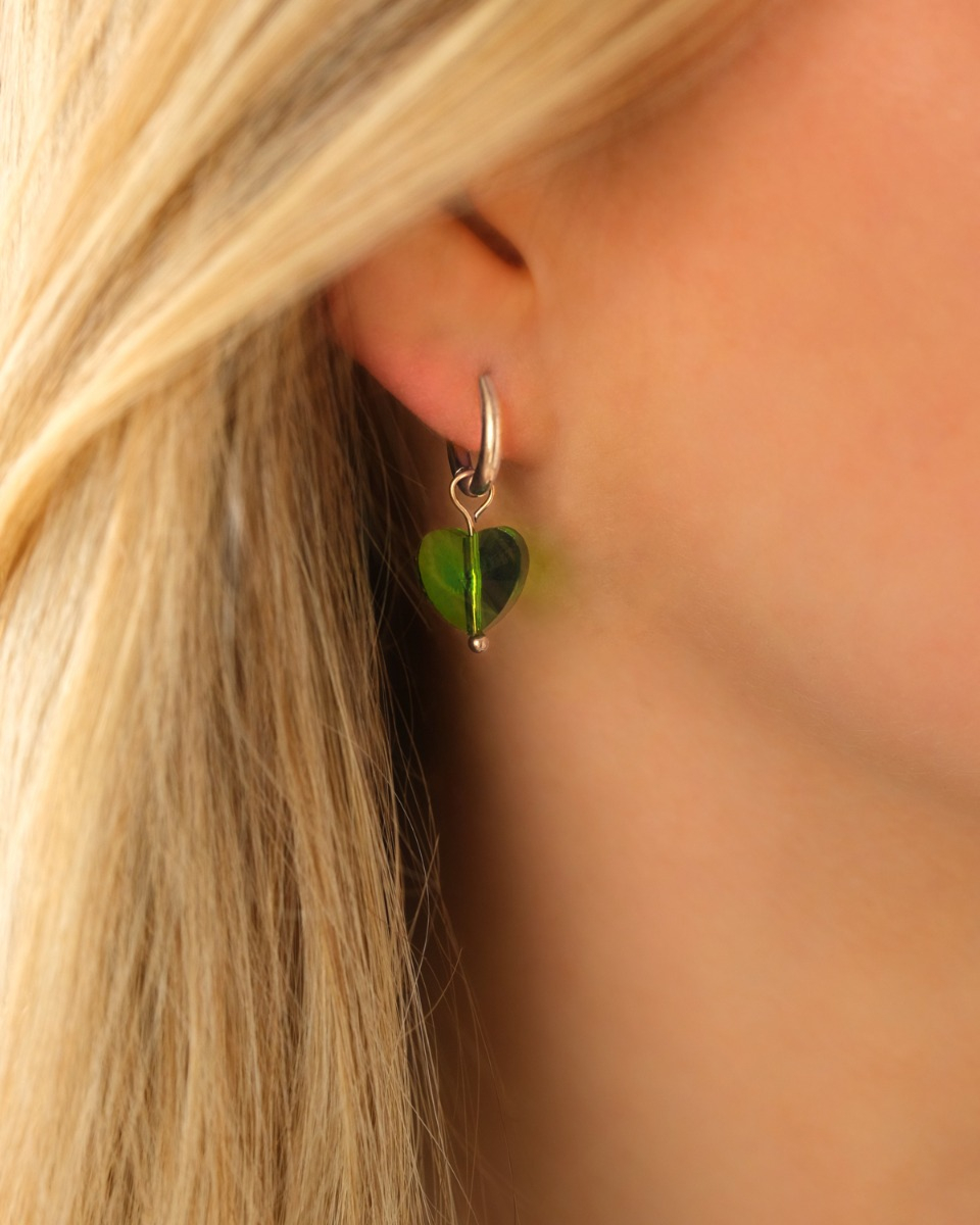 Zilveren hartjes oorbel groen hartje