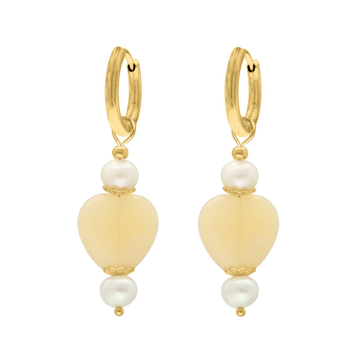 Oorbellen beige hartje & pareltjes goudkleurig