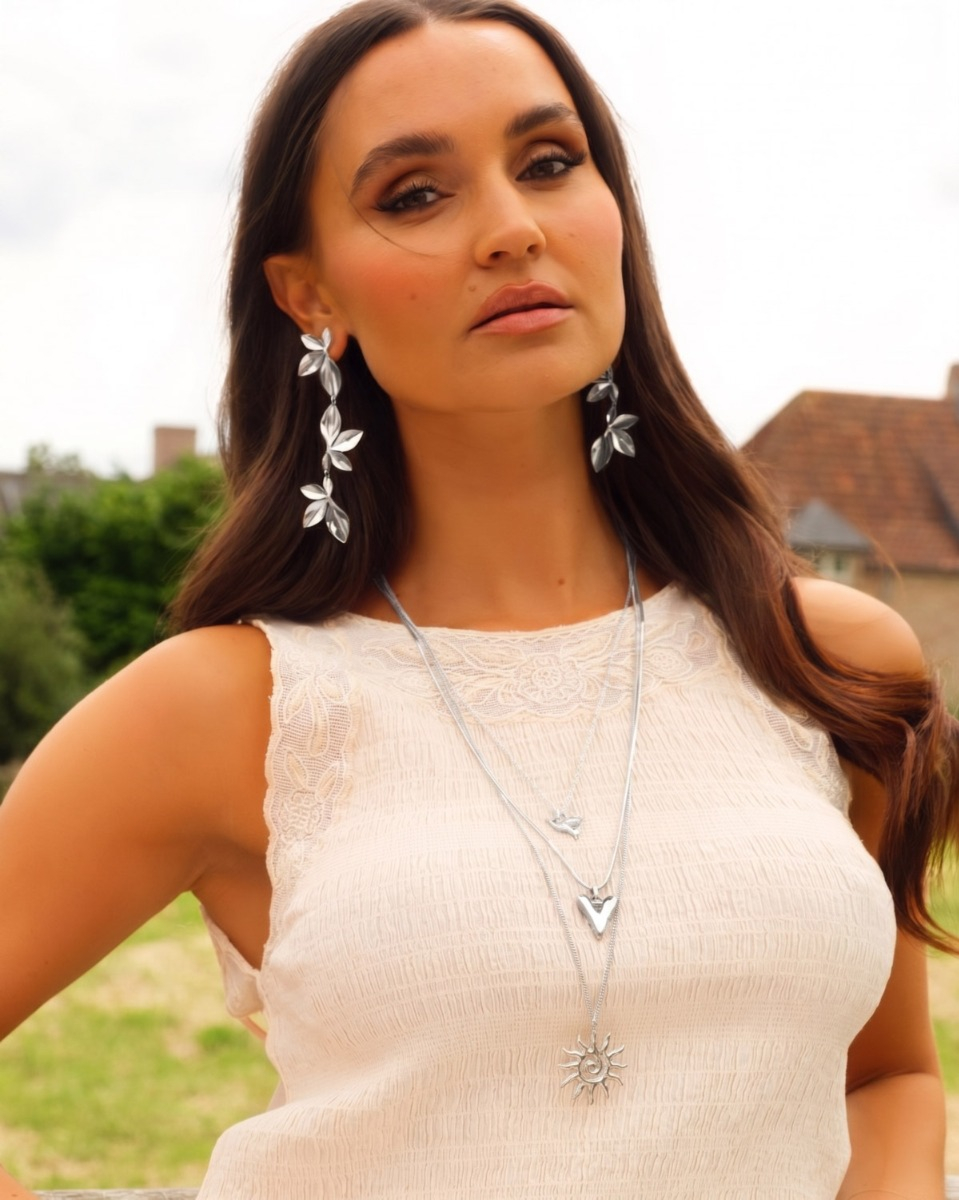 Zilveren sieraden look