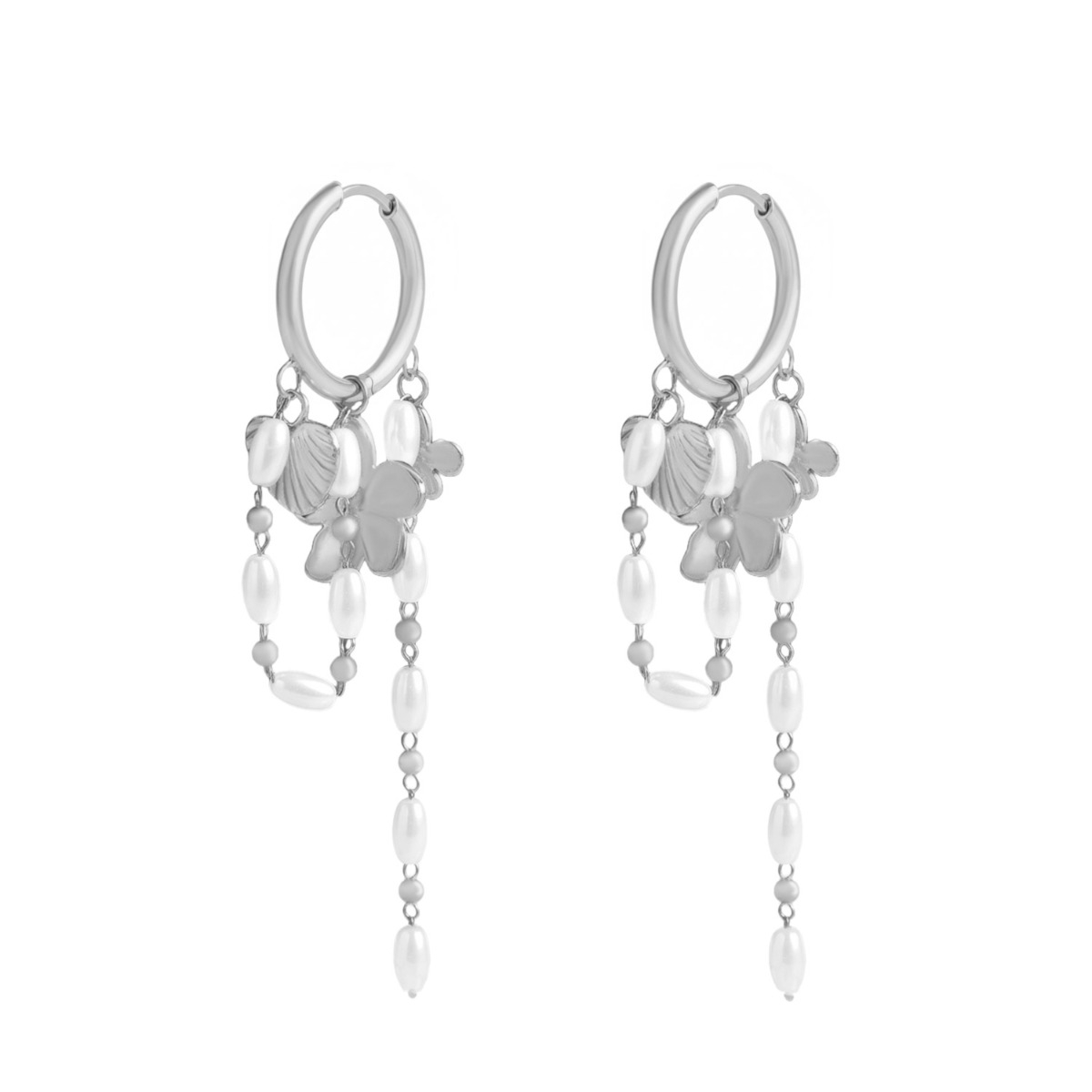 Multi pearl oorbellen met bedeltjes