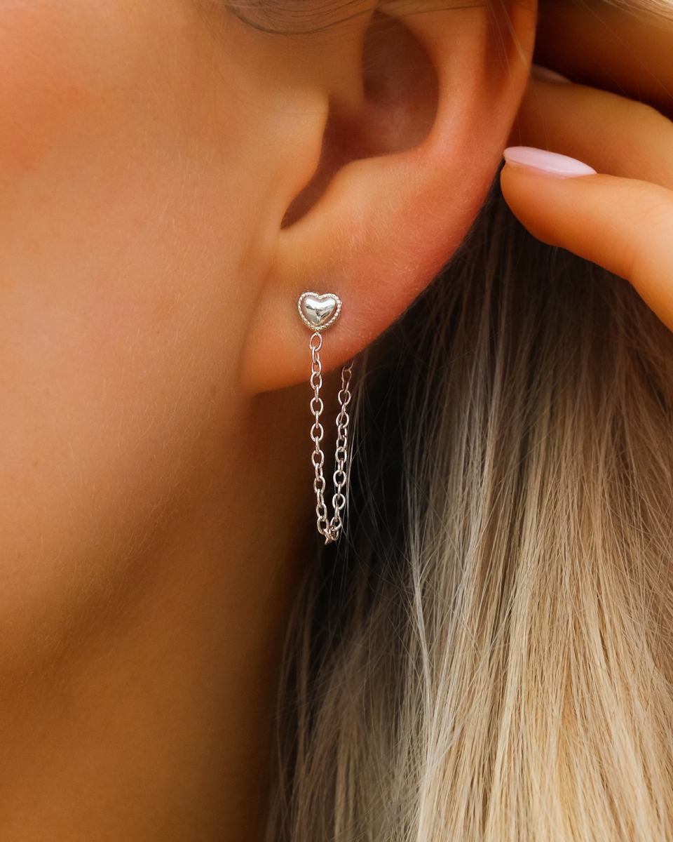 Zilveren ketting oorbel met hartje