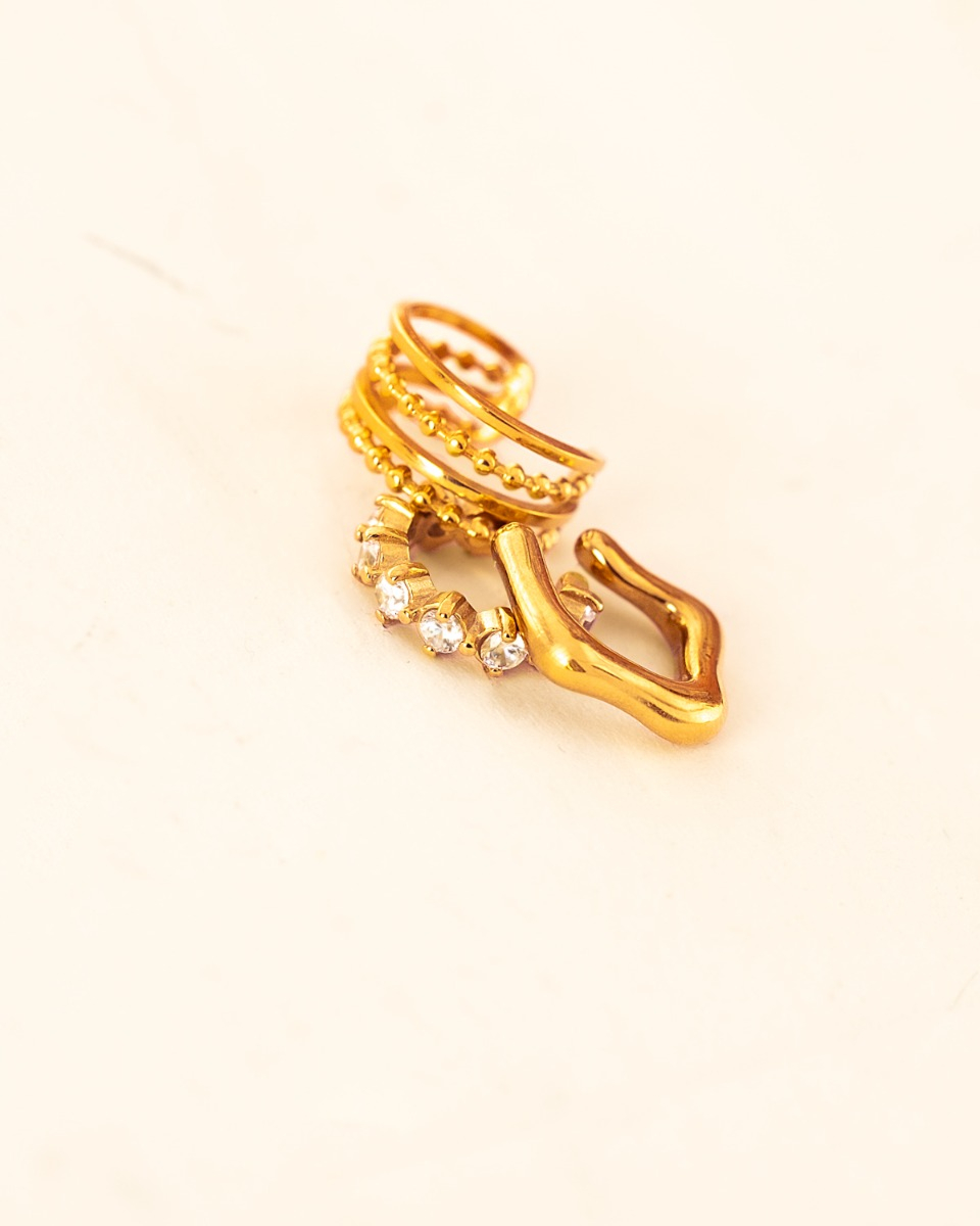 Mix van gouden ear cuffs